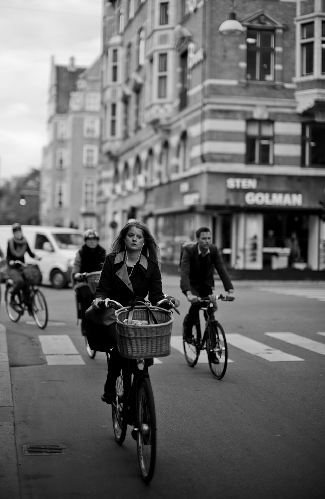 Tuesday 1 October 2013, fresh off the airpain from Paris: Copenhagen Morning 8AM Bicycle Warriors. © 2013 Thorsten Overgaard. Leica M 240 with Leica 50mm Noctiux-M ASPH f/0.95