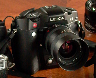 Leica R8 motor winder with Leica 35-70mm Vario-Elmar-R F/4.0 lens