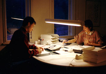 Henrik N and Agnethe Dalby working on the third floor of the Villa Nøjsomheden in 1987 in Thorsten Overgaard's company. 
