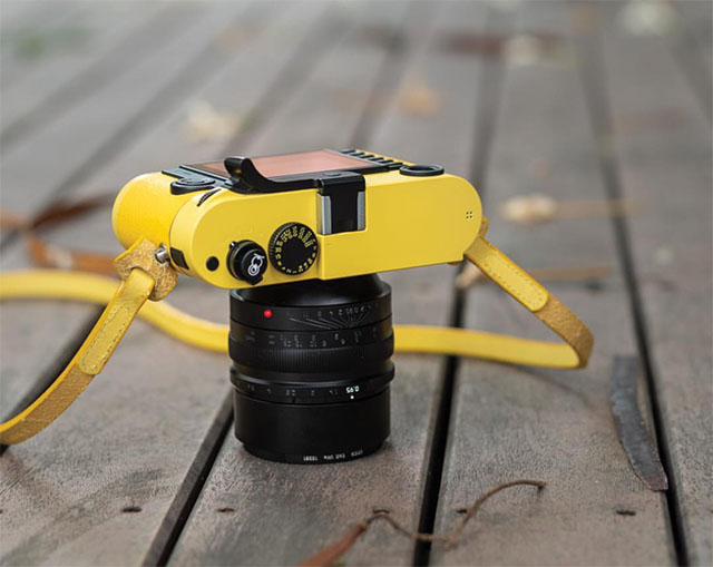 I stumbled over this Leica M240 in all yellow onthe Instagram feed of uncle_santa.