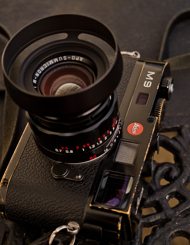 The LHSA-edition of the 50mm APO comes with a clip-on brass lens shade. The E39 fits and has the advantage that it's lighter and has a 46mm filter screw in the front. 