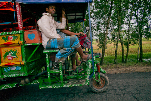 Bangladesh. Leica M 240 with Leica 21mm Summilux-M ASPH f/1.4.