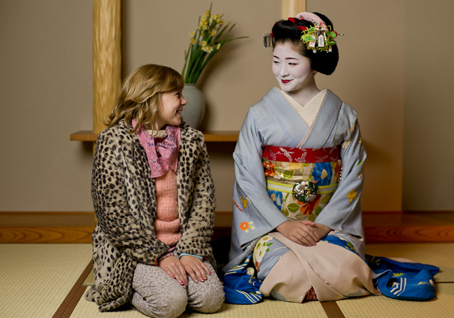 Robin Isabella with Satsuki in Kyoto. 