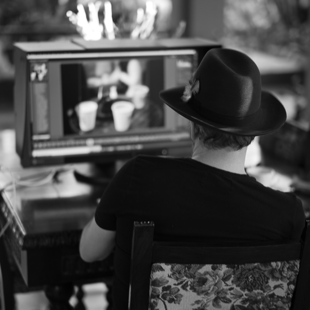 Thorsten editing on the Eizo screen in Havana. 