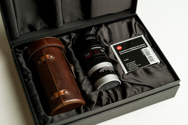The new Thambar comes in this box. Leica S2 and Summarit-S 70mm f/2.5 ASPH CS. © 2018 Milan Swolfs.