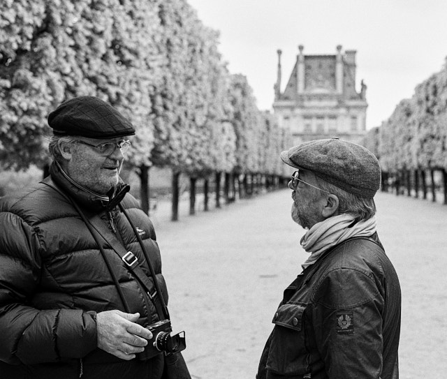Peter Blackshaw and Thorsten Overgaard in Jardin des Tuileries in Paris by Robert van Delden (Netherlands). Also see the Flickr album from Paris by Robert. 