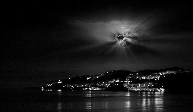 One of the side-effects of travel is jetlag. Here is the moon over Malaga in Spain at 3 AM. Leica M Monochrom with Leica 50mm Noctilux-M ASPH f/0.95. © Thorsten Overgaard. 