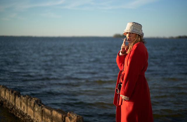 We took a walk in the cold weather in Florida, which was 9 celcius and windy by the water. Leica M10-D with Leica 50mm Summilux-M ASPH f/1.4 BC. © Thorsten Overgaard.