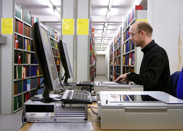 Scanning books at the State Library in Aarhus, Denmark. 21 floors of books in a the "book tower" was being digitized. Leica Digilux 2. © Thorsten Overgaard.