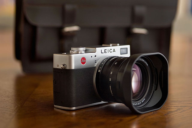 Leica D-Lux 2 • Smartson