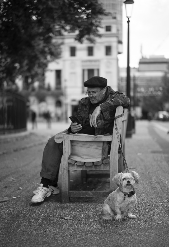 A Serbian man and a Scottish dog on Fitzroy Square. . Leica M11-P with Leica 50mm Summilux-M f/1.4 BC. © Thorsten Overgaard.