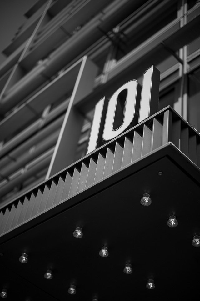 101 London. Leica M11-P with Leica 50mm Summilux-M f/1.4 BC. © Thorsten Overgaard.