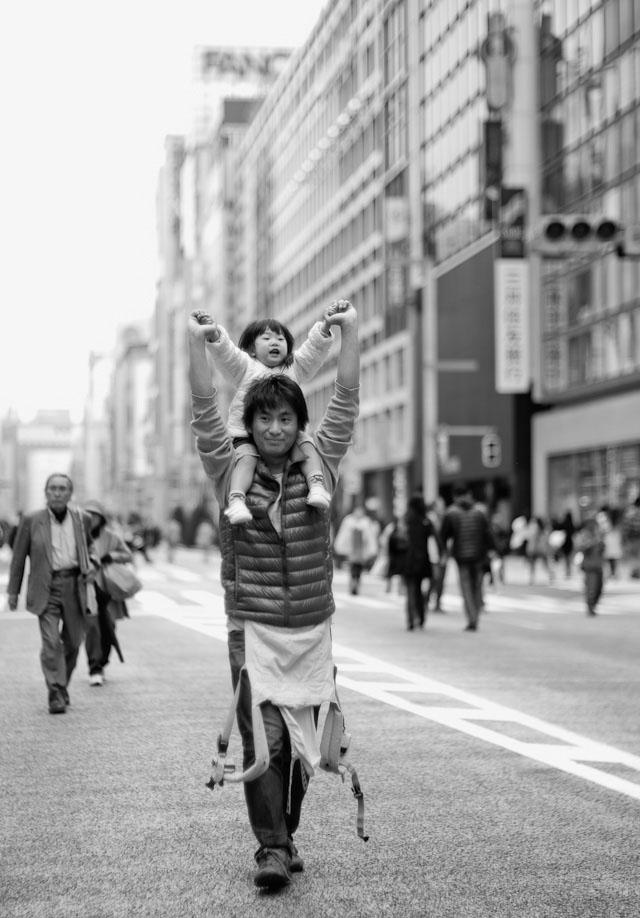 Sunday in Ginza in Tokyo. Leica M Monochrom with Leica 50mm Noctilux-M f/1.0. I have also written a Story Behind That Picture about the Tokyo workshop, so have read. 