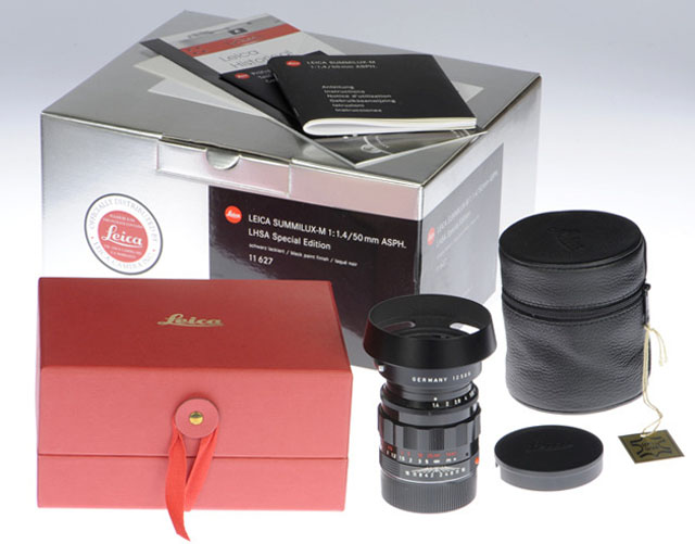 Leica 50mm Summilux-M ASPH f/1.4 LHSA-edition in black paint.