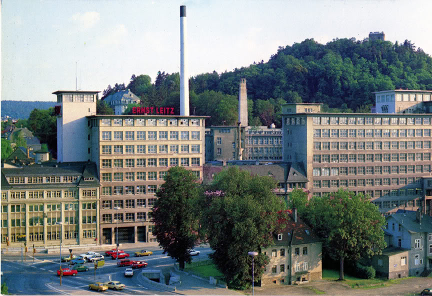 The Ernst Leitz Optical Industry factory on Ernst Leitz Strasse in Wetzlar. Year unknown, but the cars could indicate in was the 1970s. 