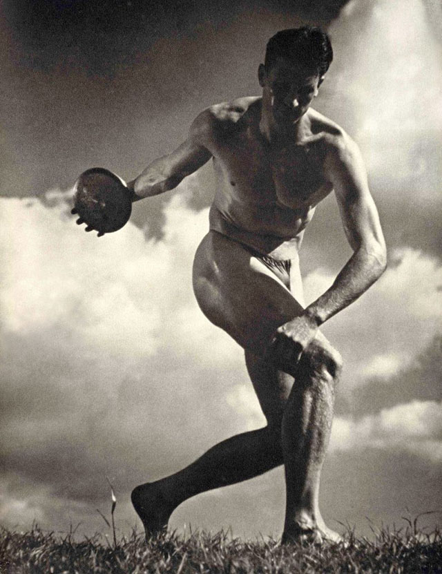 Leni Riefenstahl's "The-Discus-Thrower" is one of many stellar photographs she made with the Leica III. She lived a long life of 101 years (1902-2003) and was 'on the wrong side of history' as the propaganda filmmaker and photographer for the Nazi's 1932-1938. The documentary "The Wonderful Horrible Life of Leni Riefenstahl" (1993) gives a view into her life. She did photography projects with her Leicaflex SL as well in Africa in the 1970's.