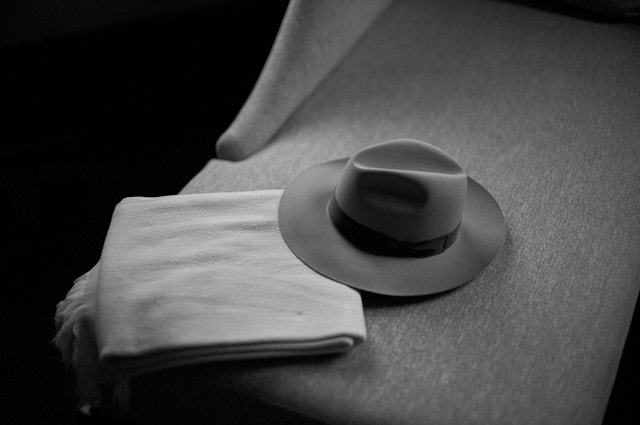Wherever I lay my hat ... you know the song. What it erally is about is testing that the focus of the camera is on. Leica M11 with Leica 50m Noctilux f/0.95 FLE. © Thorsten Overgaard. 