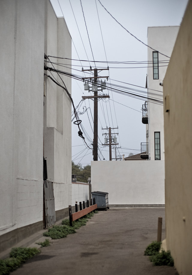 In Los Angeles, the cables are in the air, not in the ground. I sometimes imagine if the cables were not all over the place, how nice it would look. If they obstruct your view, you can actually pay to get them in the gound. © Thorstren Overgaard. 