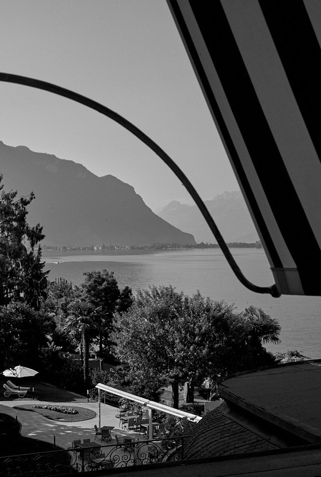The morning from the terrace of Hôtel Eden Palace Au Lac, Montreaux. Leica M10-P with Leica 50mm Summilux ASPH f/1.4 BC. © Thorsten Overgaard. 