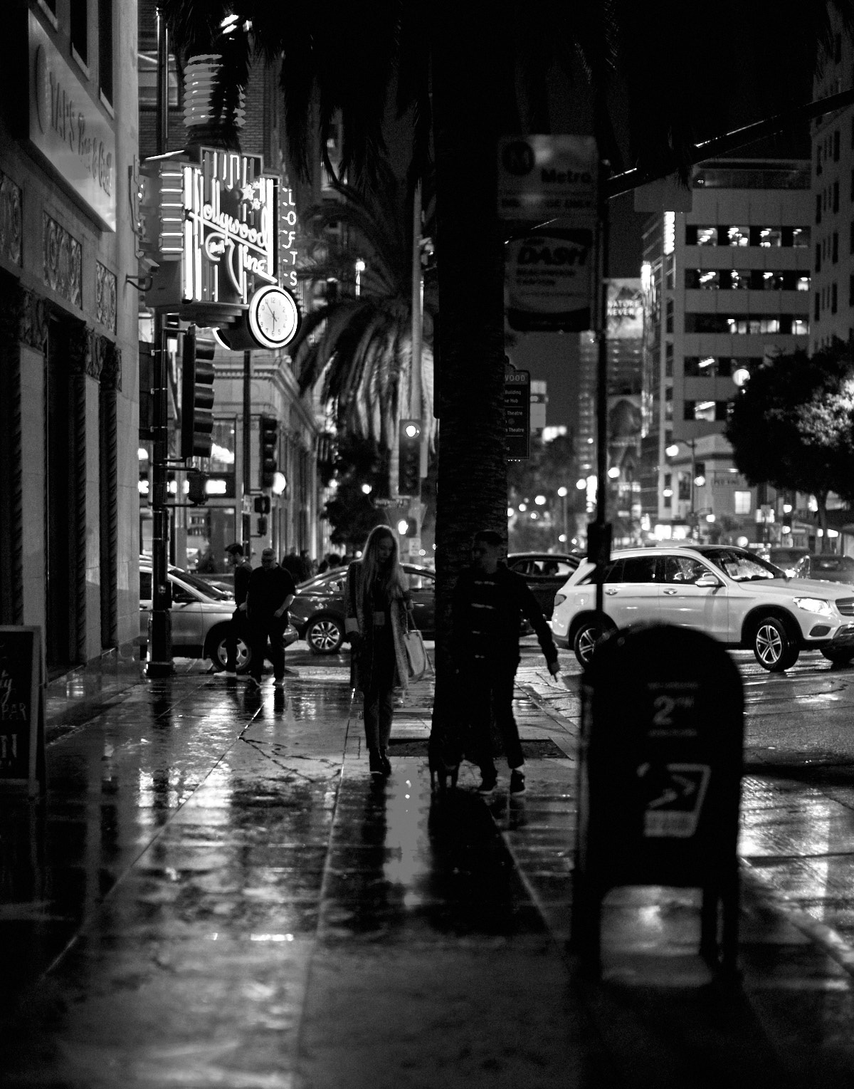 Los Angeles in the Rain. Leica M10-P with Leica 50mm Noctilux-M ASPH f/0.95. © Thorstren Overgaard. 