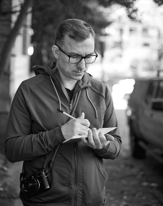 Writing in the notebook. Shawn Hale attended the 2nd Overgaard Workshop and took notes. Leica M10-R with Leica 50mm APO-Summicron-M ASPH f/2.0 LHSA. © Thorsten Overgaard. 