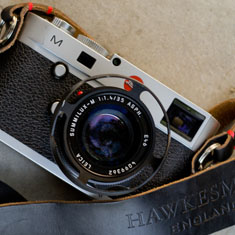 Leica 35mm Summilux-M ASPH f/1.4 FLE Ventilated Lens Shade 