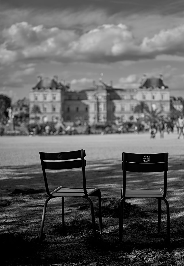 Palais du Luxembourg on Paris. Leica M10-P with Leica 50mm APO-Summicron-M ASPH f/2.0 LHSA. © Thorsten Overgaard. 