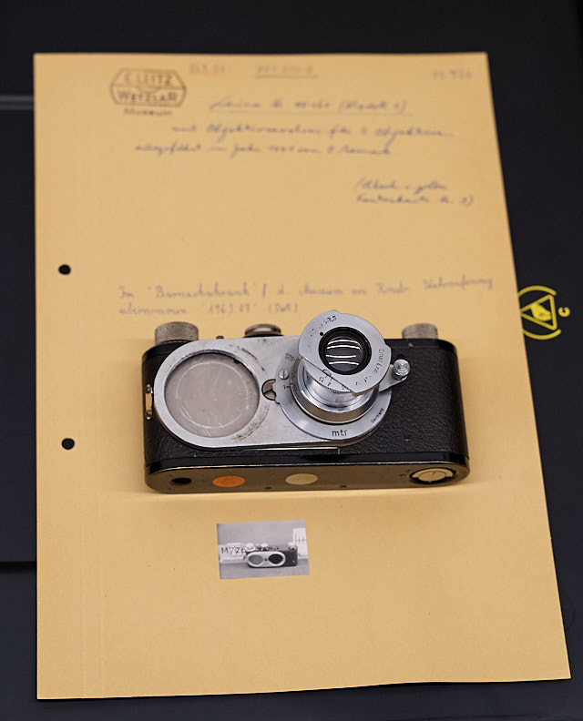 Interchangeable lenses was an idea Oskar Barnack had worked on since the first Leica. Here's a prototype he had made with the possibility of having two lenses on the camera body, changing lens by sliding over to the other one. This one existing prototype is now in the Leica Camera AG Archive in Wetzlar, along with notes and correspondance about the camera. © 2018 Thorsten Overgaard.