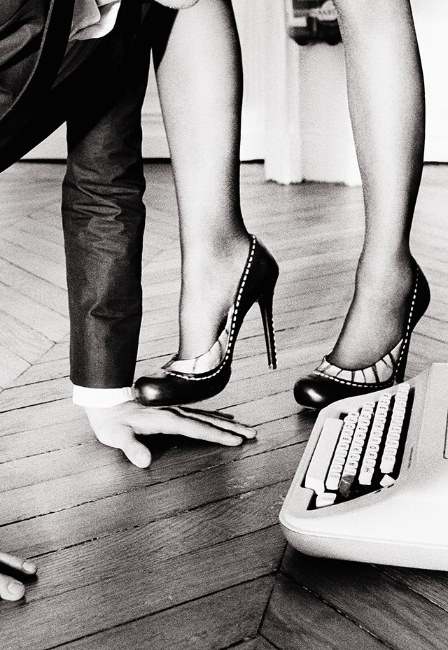 "Office Story" by Ellen von Umwerth.