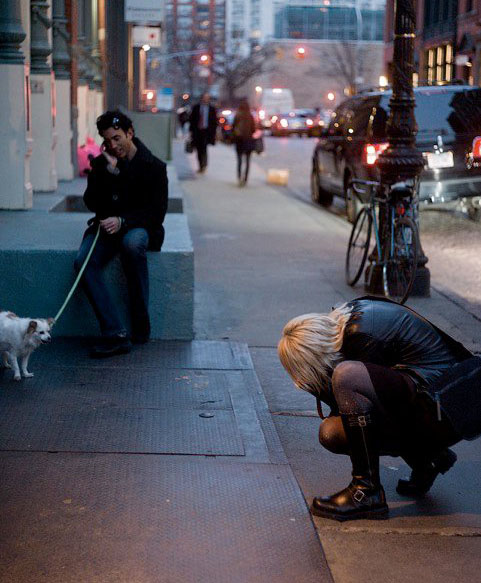 photographer Birgit Krippner with her Leica in New York
