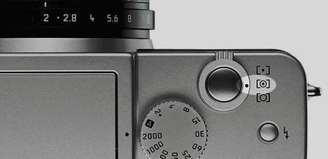 multiple field metering mode on the Leica Digilux 2