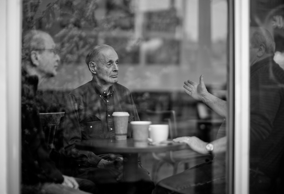 Cafe talk in San Francisco. Leica M 240 with Leica 50mm Noctilux-M ASPH f/0.95 