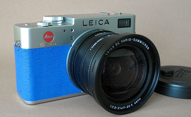 Peter's blue Leica Digilux 2