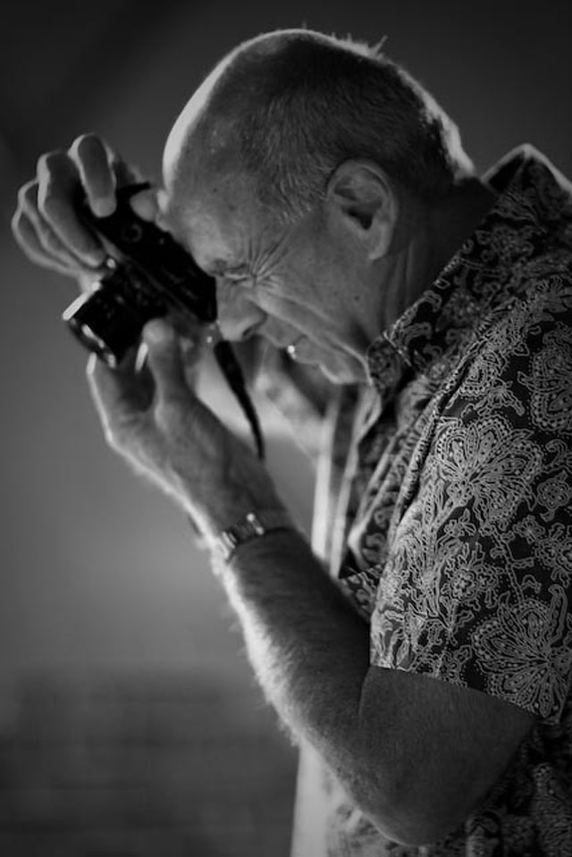 Ralph Gibson with his Leica